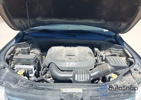 2013 Jeep Grand Cherokee Laredo z USA, uszkodzony, nr VIN 1C4RJEAG7DC579784